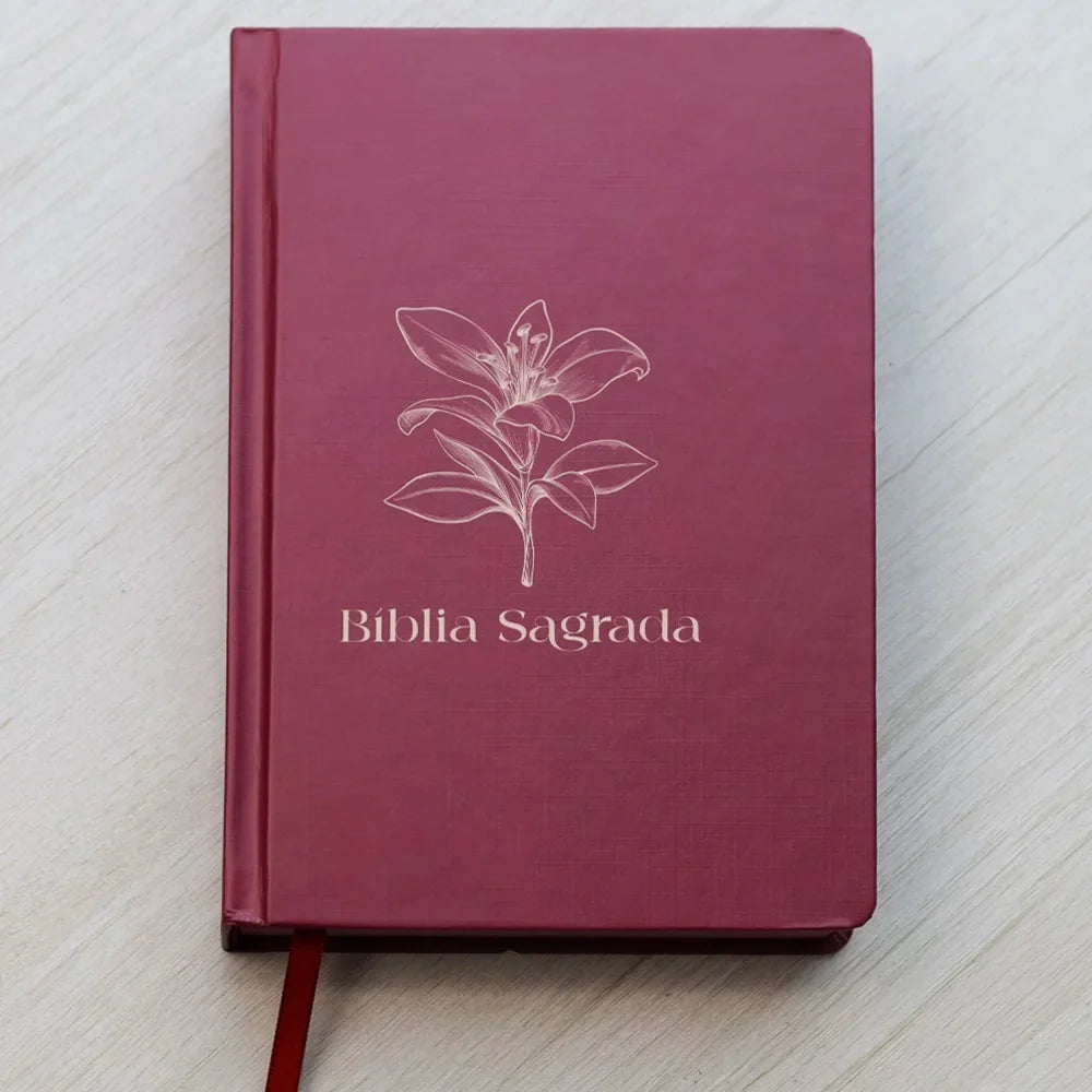 Bíblia Sagrada Feminina Letra Normal Capa Dura-Versão NVI