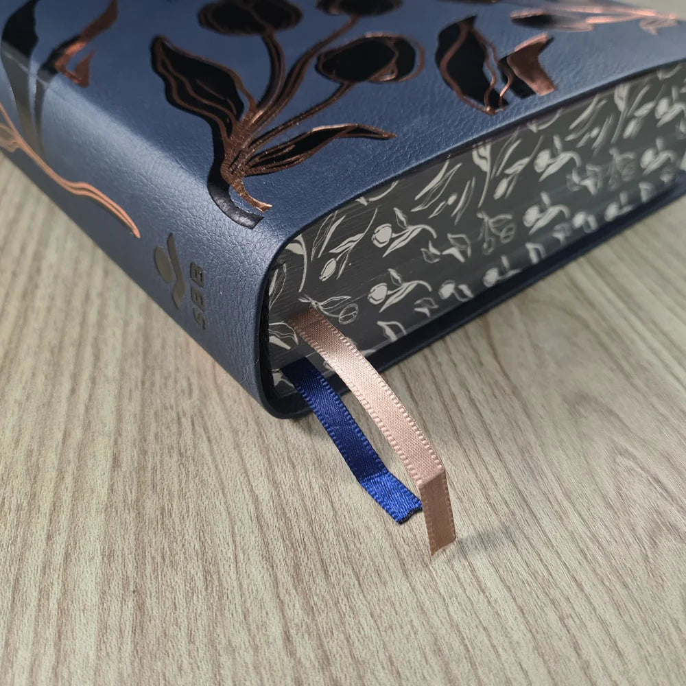 A Biblía da Mulher Letra Grande Capa Azul-Versão ARC